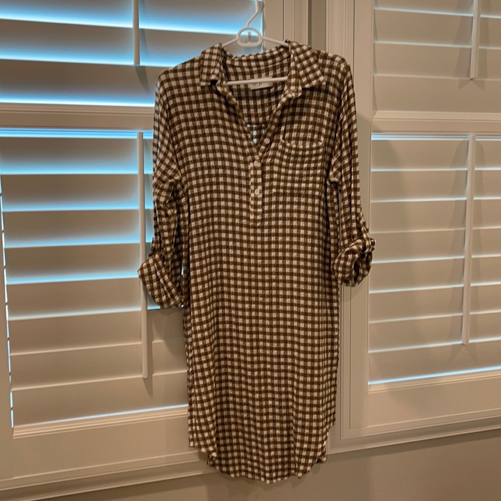 Carly Jean Los Angeles Gingham shirt dress size medium